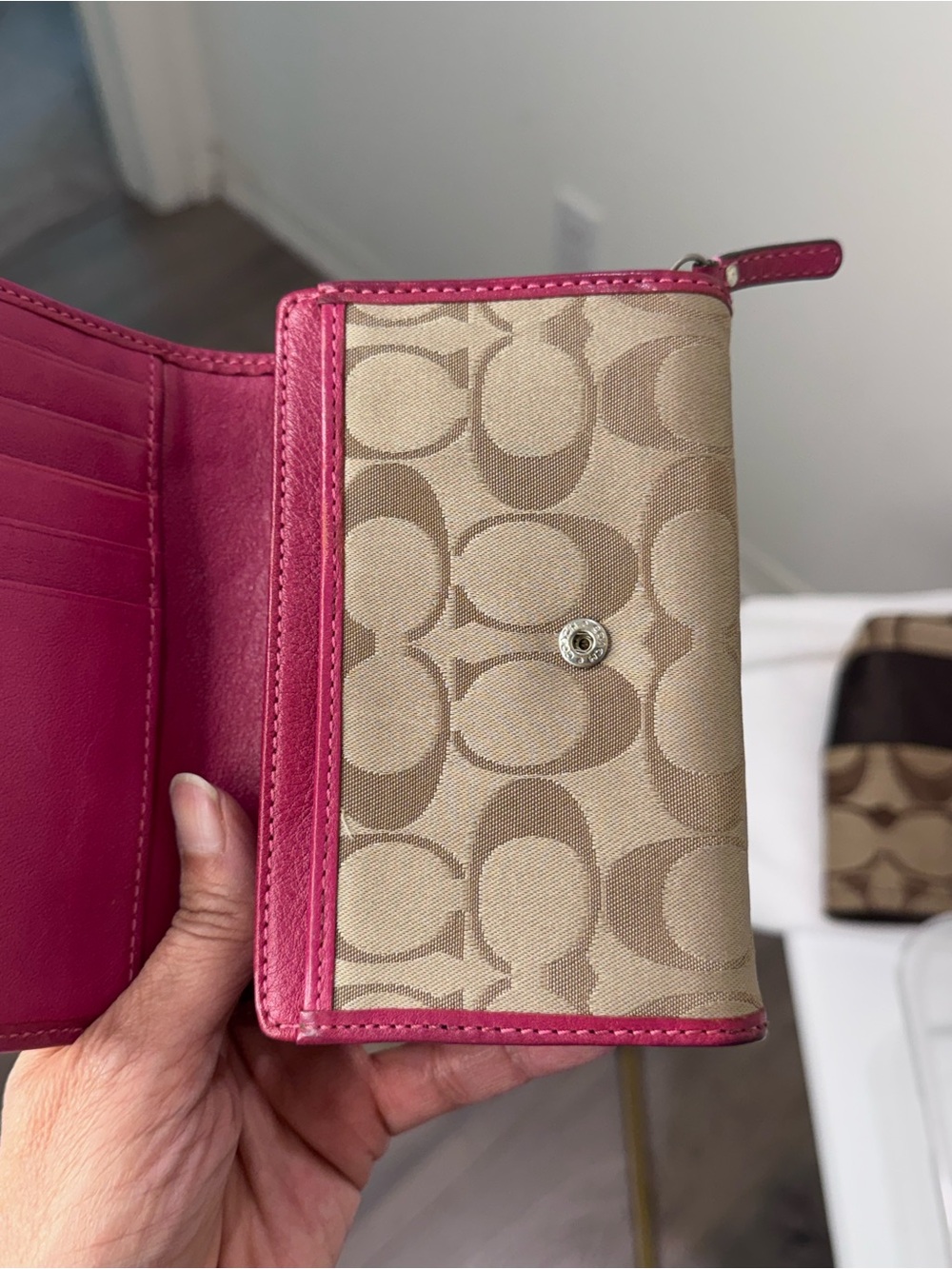 Coach Poppy wallet - Picture 12 of 13